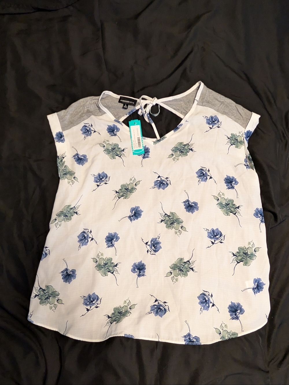 Worthington White Floral Cap-Sleeve Tie-Back Blouse